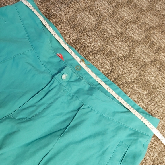 Puma Golf Shorts - Picture 5 of 8